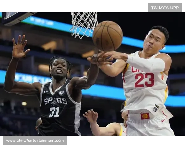 NBA夏季联赛新秀表现大爆发展现潜力与未来星光的竞技舞台 NBA夏季联赛新秀表现大爆发展现潜力与未来星光的竞技舞台
